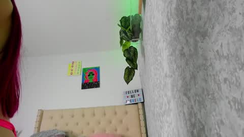 melannie   follow my new page online show from 03.09.25