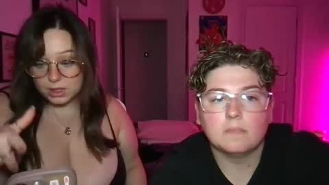 Snapshot of michelebussexx chatting on 10.14.25 michelebussexx online show from 10.14.25