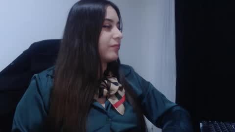 Snapshot of michell_h chatting on 01.11.26 Nani online show from 01.11.26