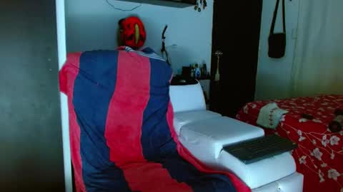 michell_myers online show from 02.15.25