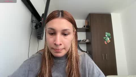 Snapshot of michell_winx chatting on 08.08.26 Michell online show from 08.08.26