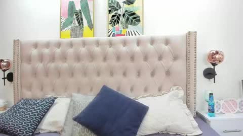 Snapshot of michelle_bran chatting on 03.06.25 michelle bran online show from 03.06.25