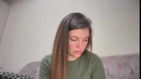 Snapshot of michelle_mir chatting on 02.06.25 Michelle online show from 02.06.25