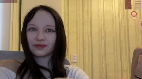 michelle_neely online show from 12.03.25