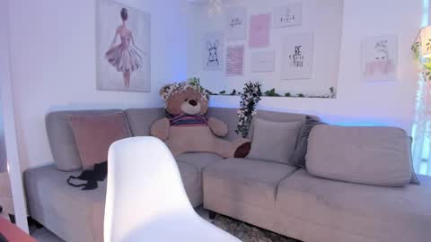 Michelle online show from 01.20.25