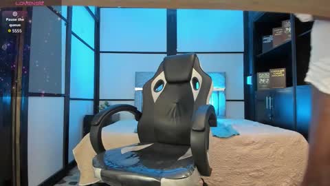 michellepreston_ online show from 02.02.26