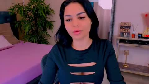 michellereys online show from 12.21.25