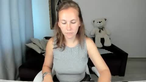 Snapshot of michellewoitsik chatting on 06.16.26 Michelle online show from 06.16.26
