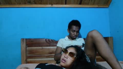 Snapshot of mickaking chatting on 10.29.25 mickaking online show from 10.29.25