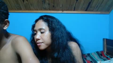 Snapshot of mickaking chatting on 12.17.25 mickaking online show from 12.17.25