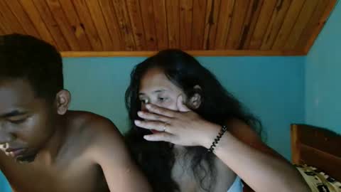 Snapshot of mickaking chatting on 12.19.25 mickaking online show from 12.19.25