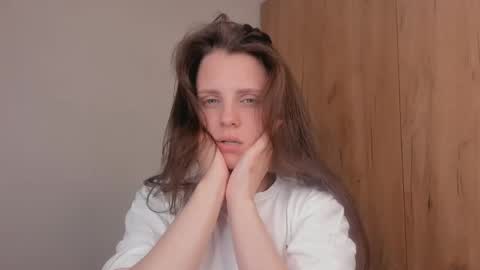 Snapshot of mickieschappert chatting on 05.27.26 Candyyy online show from 05.27.26