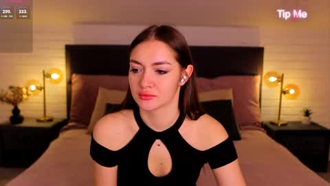 Snapshot of micky___love chatting on 04.19.26 micky___love online show from 04.19.26