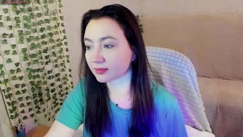 Snapshot of mickywood chatting on 04.11.26 Micky online show from 04.11.26