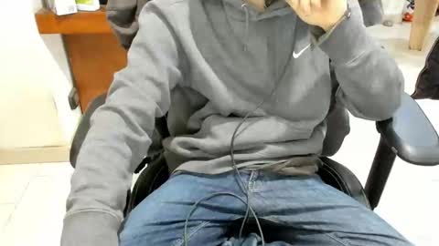 microfama00 online show from 03.18.26