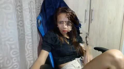 Snapshot of miculohot chatting on 01.10.25 vanesa sexy online show from 01.10.25