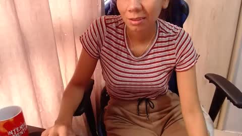 Snapshot of miculohot chatting on 02.14.25 vanesa sexy online show from 02.14.25