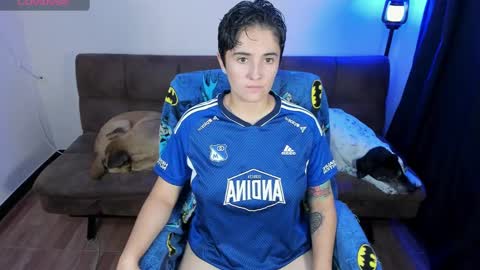 Snapshot of midnight07_ chatting on 02.09.25 Blue online show from 02.09.25