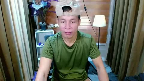Snapshot of midnight_cum021725 chatting on 06.17.26 Dave online show from 06.17.26