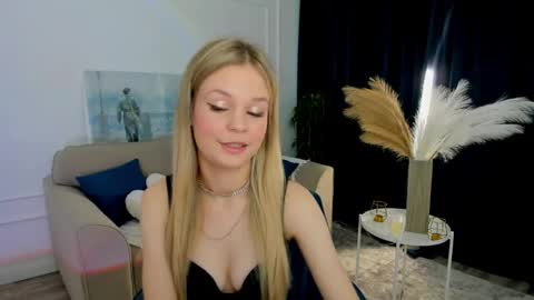 midnighteaura online show from 06.04.26