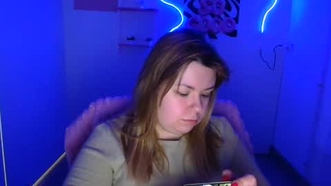 Snapshot of midnightmariana chatting on 02.16.26 Mariana online show from 02.16.26