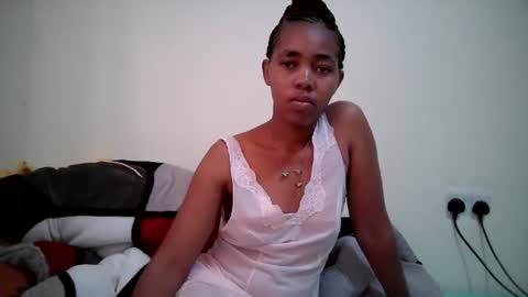 Snapshot of midnightnala chatting on 07.10.26 Nala online show from 07.10.26