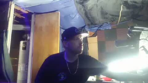 Snapshot of midtownhustler chatting on 09.16.25 midtownhustler online show from 09.16.25