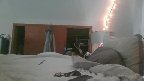 Snapshot of midtownhustler chatting on 10.15.25 midtownhustler online show from 10.15.25