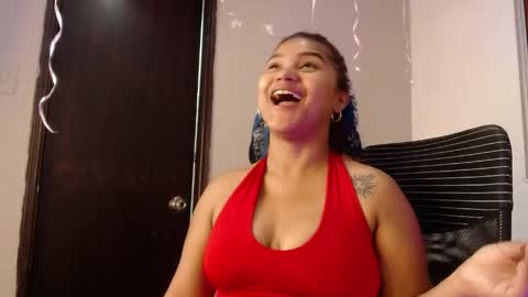 Snapshot of miel_alisha chatting on 05.28.26 miel online show from 05.28.26