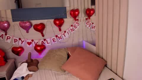 Snapshot of miel_gomez chatting on 02.21.26 miel_gomez online show from 02.21.26