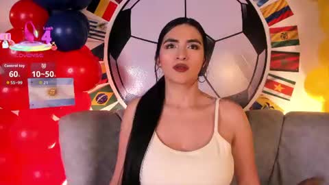 Snapshot of miel_gomez chatting on 07.14.26 miel_gomez online show from 07.14.26