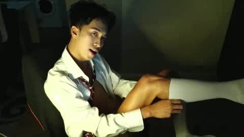 CLover online show from 11.28.25