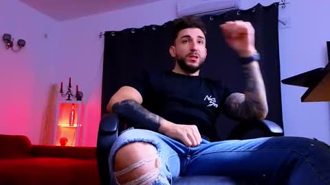 MightyAaron online show from 11.27.25