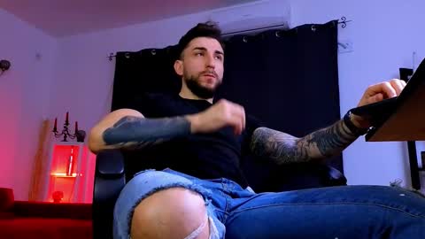 MightyAaron online show from 02.26.26