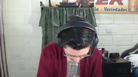 Snapshot of miguel__98 chatting on 04.28.26 Miguel Independent Model online show from 04.28.26