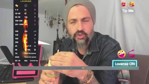 Snapshot of miguel_angeel_ chatting on 06.19.26 Miguel Angel online show from 06.19.26