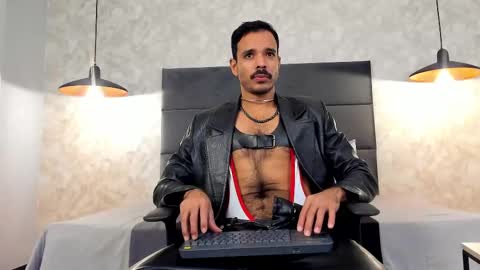 Snapshot of miguelsanfrancisco chatting on 11.02.25 miguelsanfrancisco online show from 11.02.25