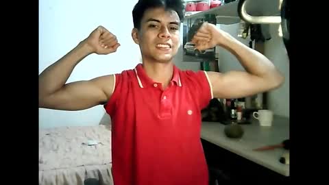 Snapshot of miguelsantos23 chatting on 01.14.26 MiguelSantos online show from 01.14.26