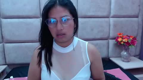 Snapshot of miha_smith chatting on 01.09.25 Miha online show from 01.09.25