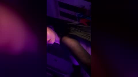 Snapshot of mihadttraf chatting on 03.08.26 Midah online show from 03.08.26