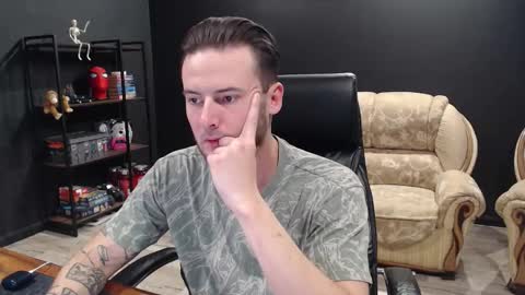 Misha Winchester online show from 10.28.25