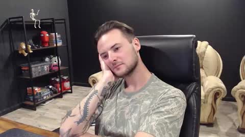 Misha Winchester online show from 10.30.25