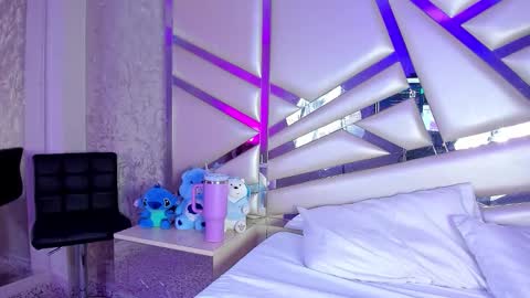 MIA 3 online show from 11.11.25