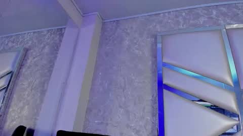 MIA 3 online show from 01.08.26