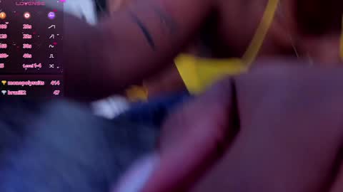 Miia Schwarz  online show from 12.14.24