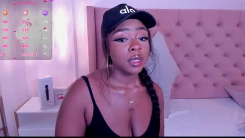 Miia Schwarz  online show from 01.14.25