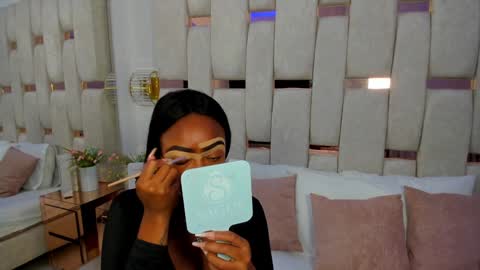 Miia Schwarz  online show from 01.26.25