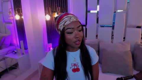 Miia Schwarz  online show from 10.16.25