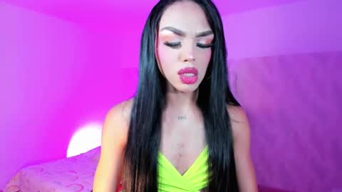 Snapshot of miia_sophia chatting on 01.16.26 online show from 01.16.26