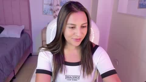 Snapshot of miia_thompson_1 chatting on 06.16.26 M I I A online show from 06.16.26